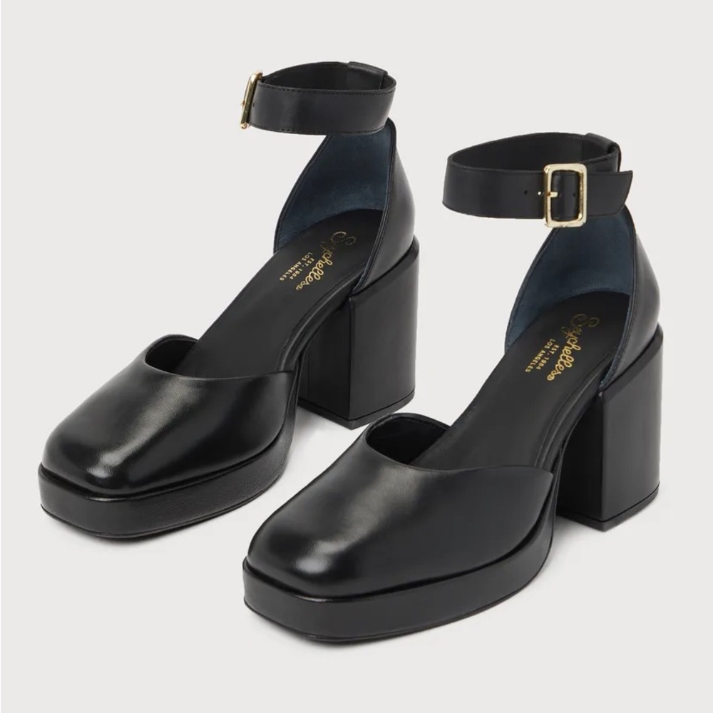 Seychelle’s Gleaming Platform Mary-Jane Heels - Picture 3 of 8